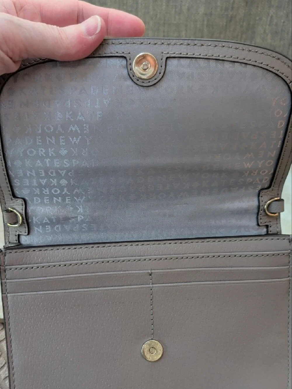 Kate Spade Taupe Leather Crossbody Wallet with Detachable Strap NWOT